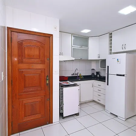 Apartamento 3 Quartos a 2 Min da Praia Copacabana-3